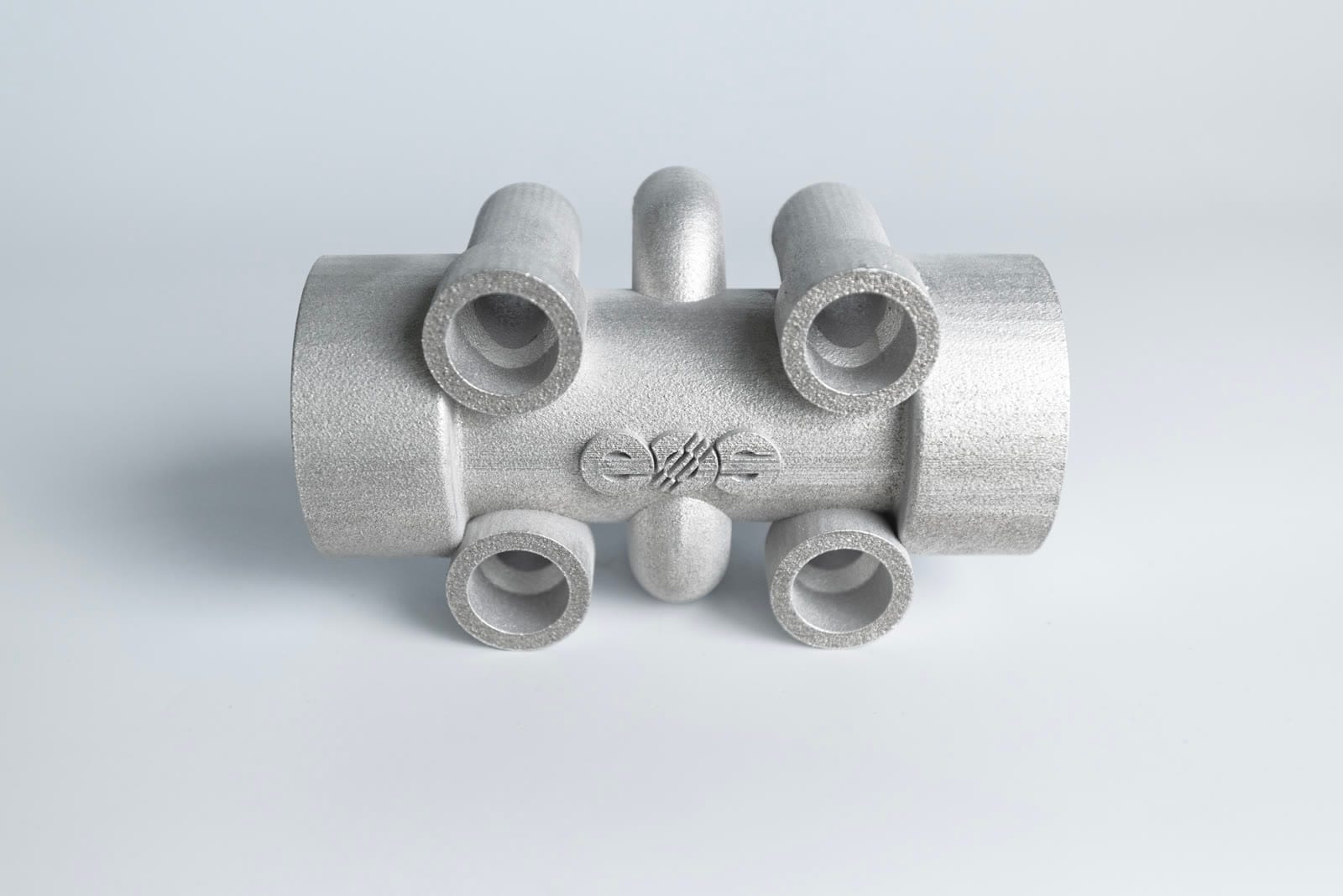 Aluminum hydraulic manifold with multiple ports, printed on an EOS M 400-4