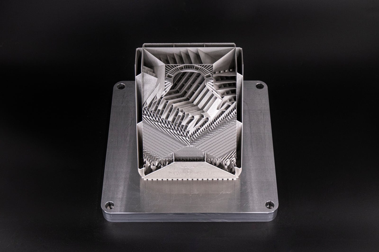 Stainless steel 316L heat exchanger with internal lattice, printed on an EOS M 400-4