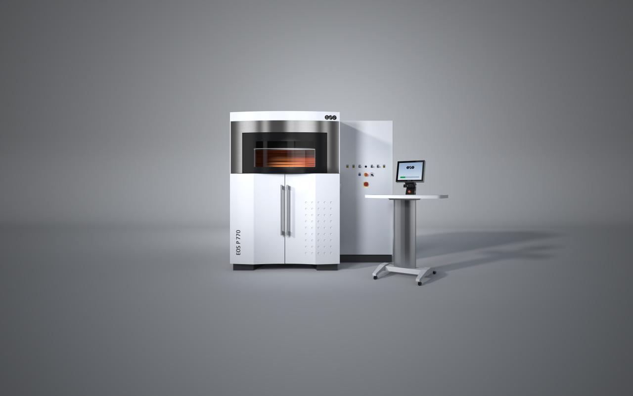 EOS P 770 selective laser sintering machine with its control terminal